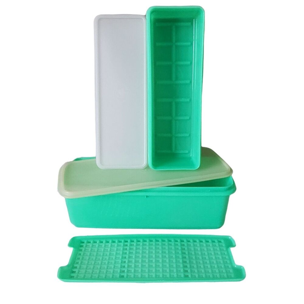 TUPPERWARE Bread Celery Vegetable Keeper Container Jadeite Green 782 892 Vintage